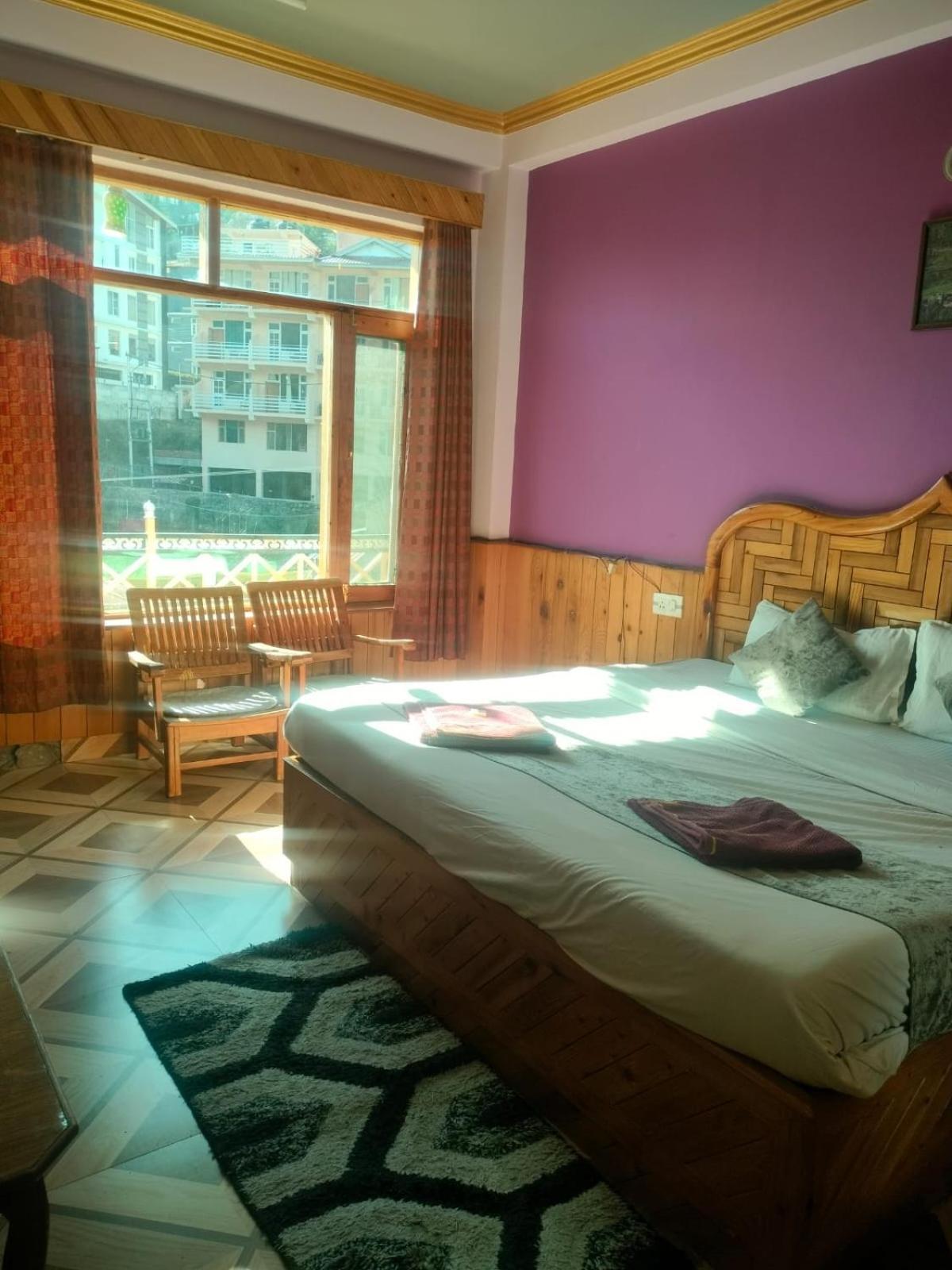 Govind Royal Stay Manāli Exterior foto
